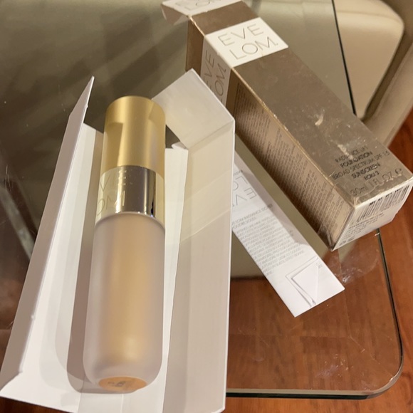 Eve Lom. Radiance Lift Foundation sunscreen Ecru 3 NWT 1 fl oz - Picture 2 of 3